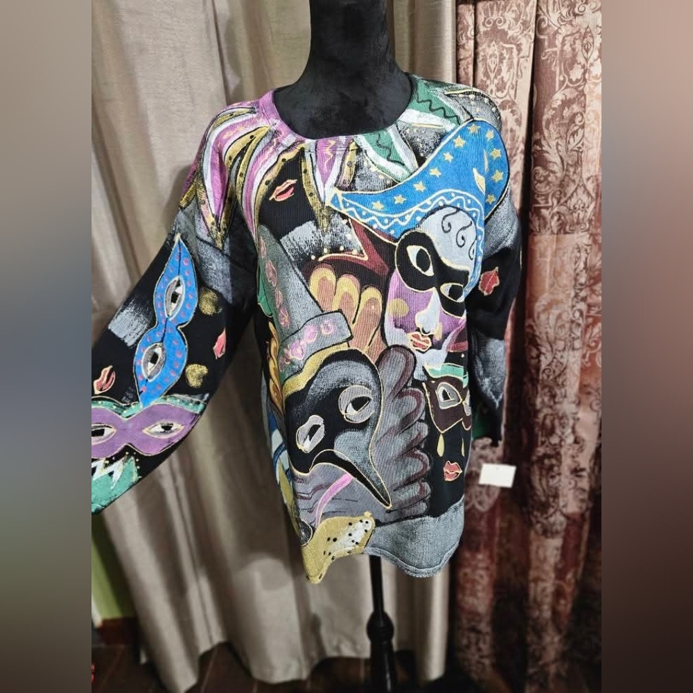 VINTAGE Mieka Colorful Abstract Mask Print Sweater